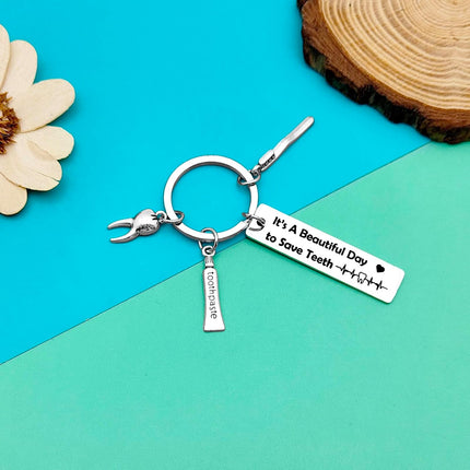 24Pcs Dentist Keychain Gifts for Men Women Dental Hygienist Jewelry Bulk Gifts for Dentist Assistant Keyring Dentist Graduation Gift Nurse Doctor Dentist Office Orthodontist Gift